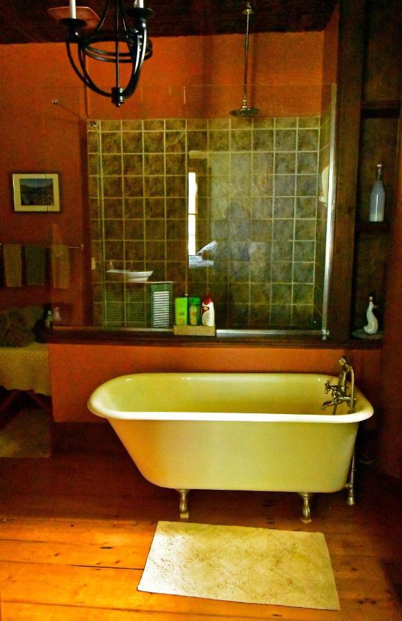 Fisherman'S Daughter B&B Mahone Bay Bagian luar foto
