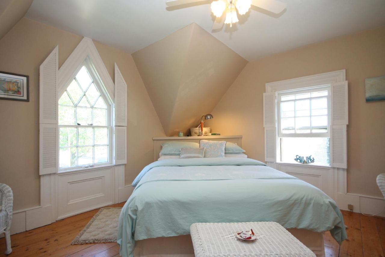Fisherman'S Daughter B&B Mahone Bay Ruang foto